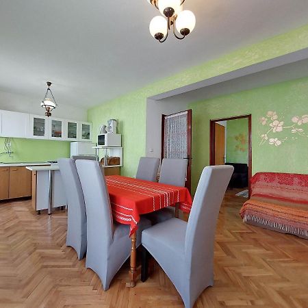 Apartment And Room Marica Punat Εξωτερικό φωτογραφία